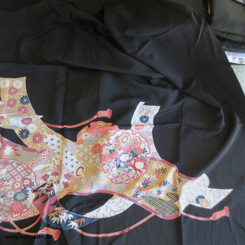 Tomesode Kranich Seiden Kimono Karieba