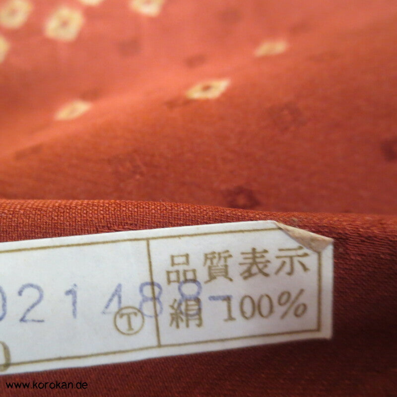 Shibori, Golddruck und Stickerei Homongi Karieba