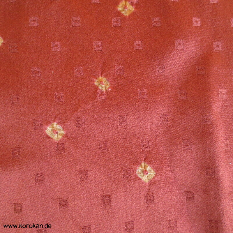 Shibori, Golddruck und Stickerei Homongi Karieba