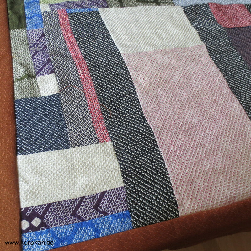 Kakebuton Bettüberwurf bunte Shibori Reste Upcycling