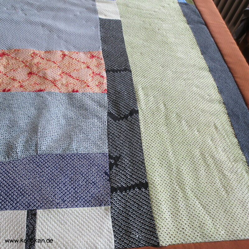 Kakebuton Bettüberwurf bunte Shibori Reste Upcycling