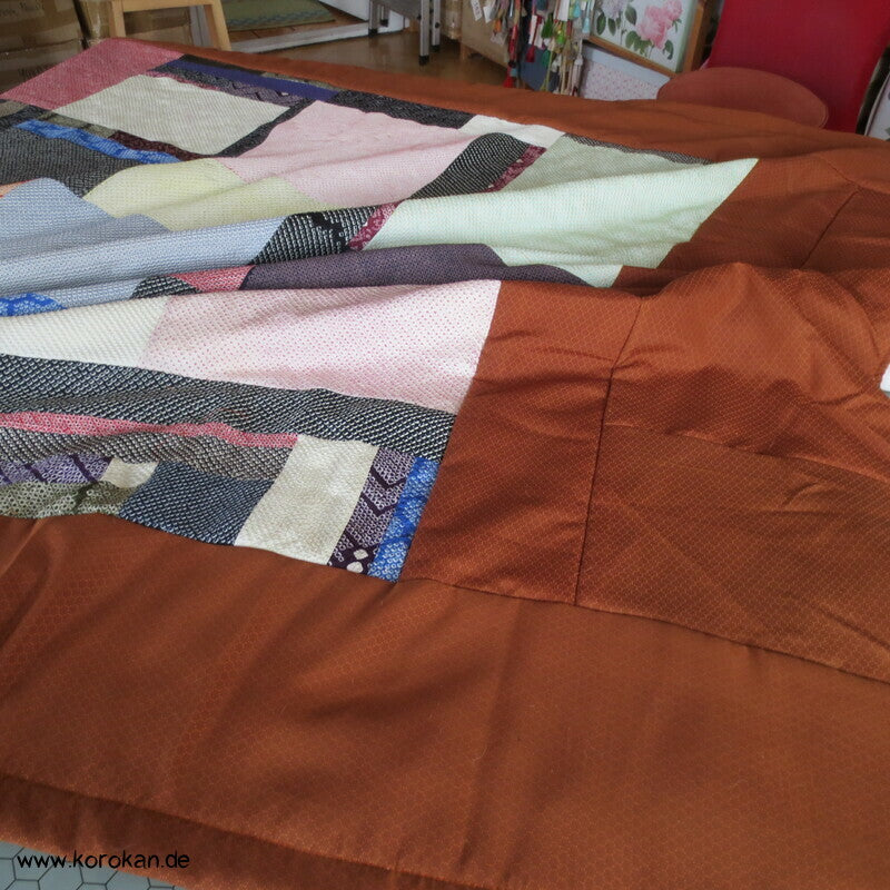 Kakebuton Bettüberwurf bunte Shibori Reste Upcycling