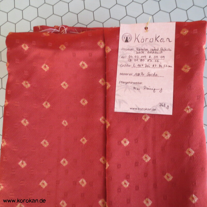 Shibori, Golddruck und Stickerei Homongi Karieba