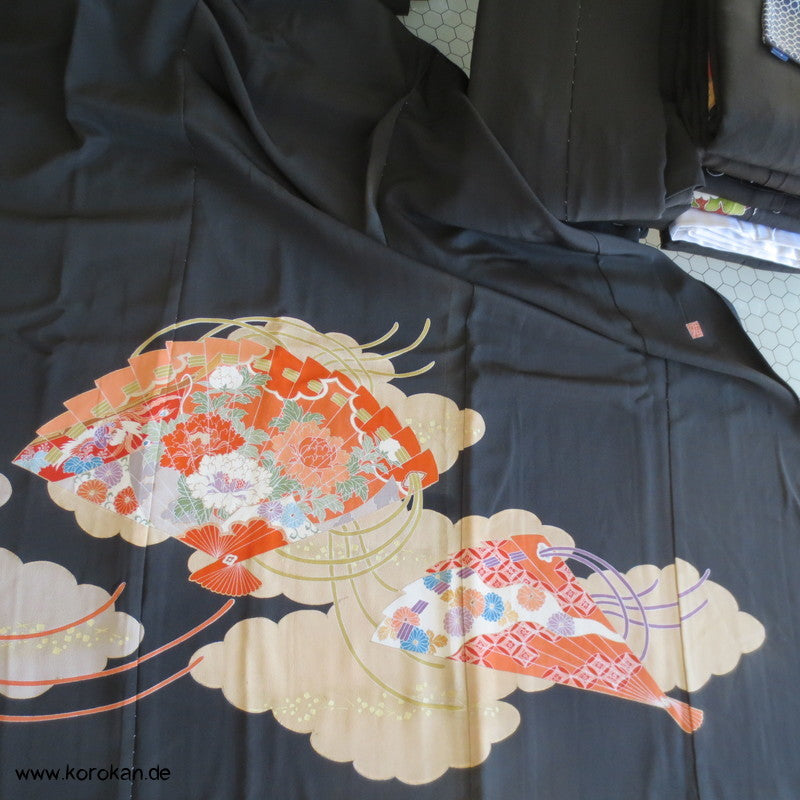 Tomesode Fächer, Wolke, Bänder Seiden Kimono Karieba