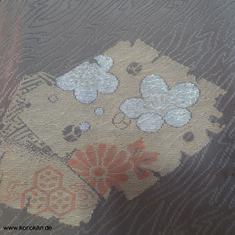 Shikishi Blumen Omeshi Komon Kimono