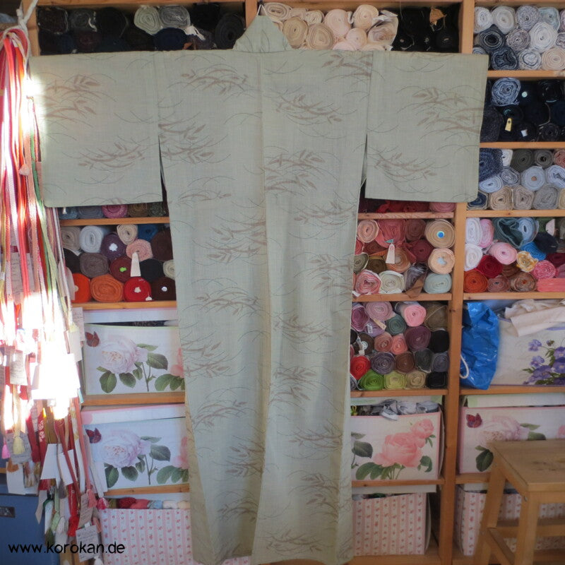 schilfgrünes Gräsermuster Hitoe Jofu Kimono - Hanfkimono für Sommer