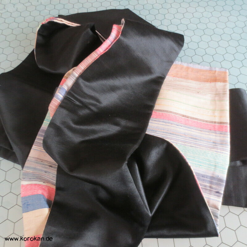 homemade Nagoya Obi, schwarzer Satin, buntes Futter