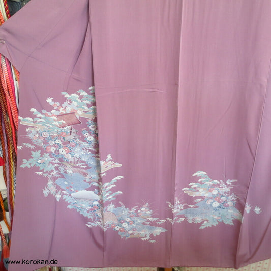 Tsukesage Kimono lilamauve Seidencrepe Gartenlandschaft