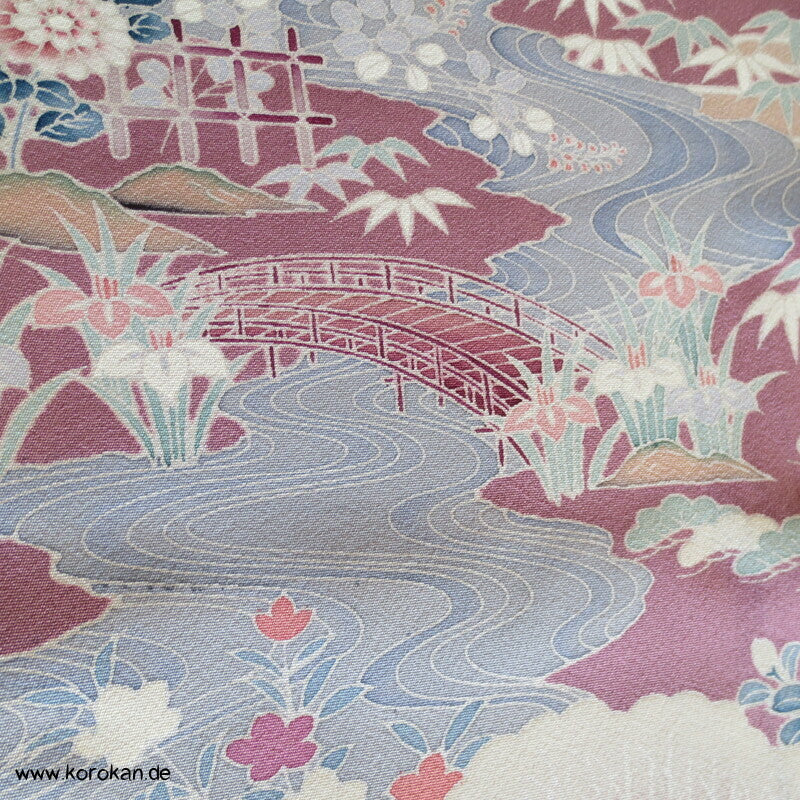 Tsukesage Kimono lilamauve Seidencrepe Gartenlandschaft
