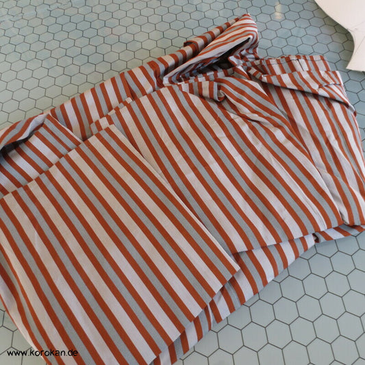 zimt - grau gestreifte Seidenrips Hakama - Umanori Kimono Hosen-Typ