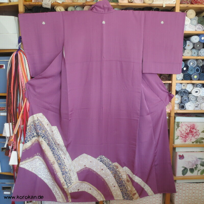 Irotomesode Noshi Tanzashi, 3 Mon