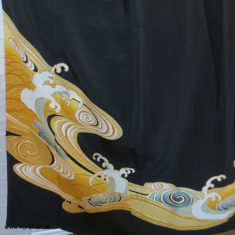 goldgestickter Tsunami Tomesode Seiden Kimono