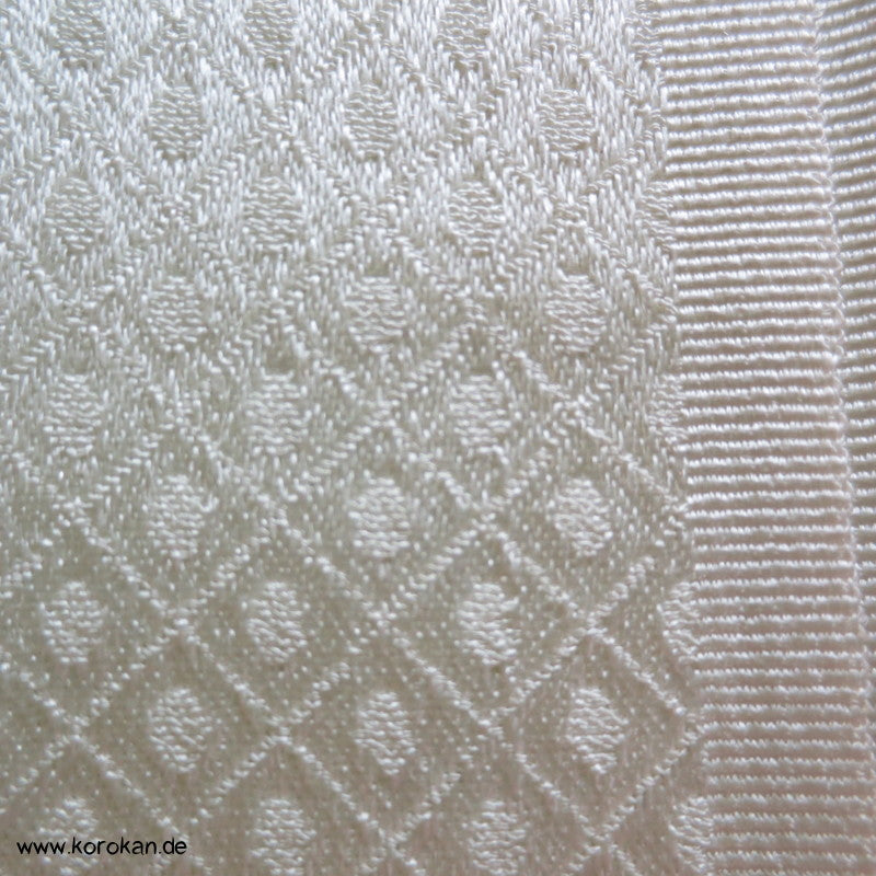 Blumenkarren mit Golddruck Kimono Seide