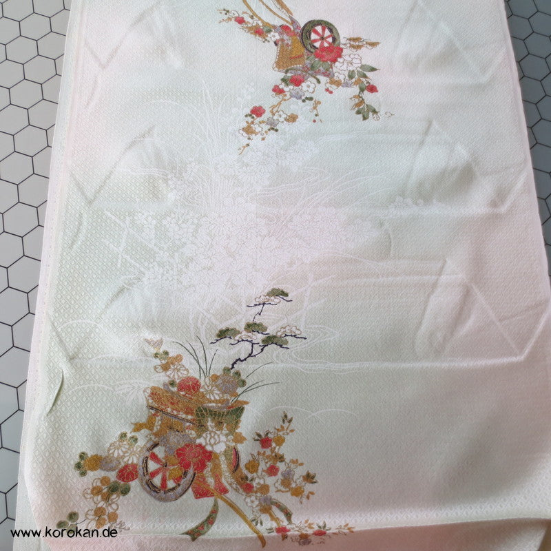 Blumenkarren mit Golddruck Kimono Seide
