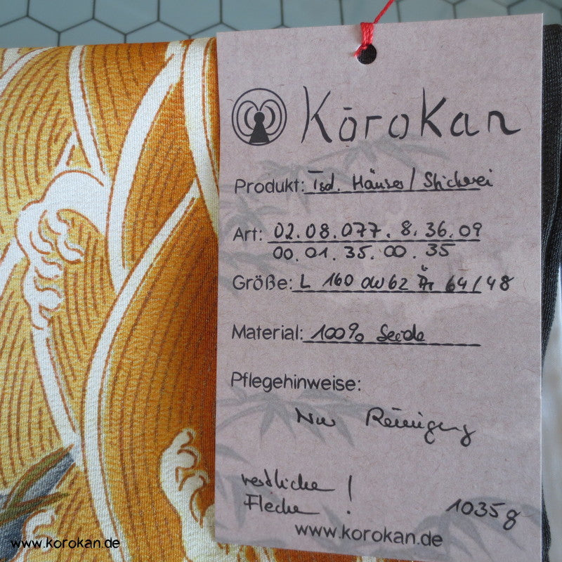 Haus mit Garten - Stickerei Tomesode Seiden Kimono