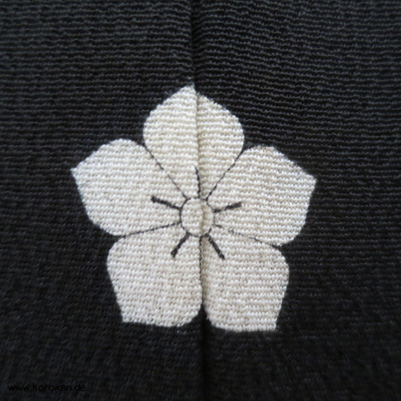 Bootsfahrt unter Kirschzweigen Tomesode Seiden Kimono