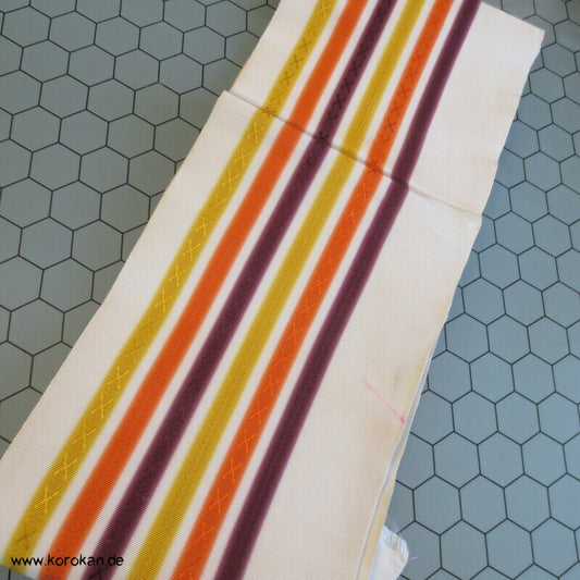 aubergine gelb orange gestreifter Hakata Hanhaba Obi Seidenrips
