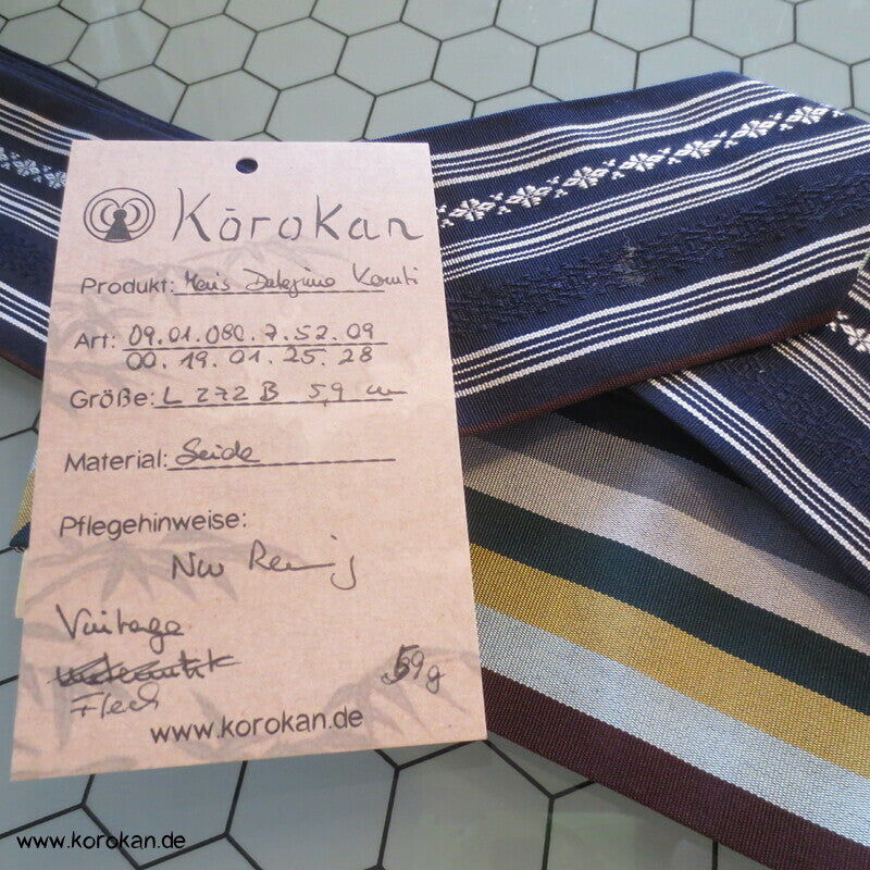 Datejime Seiden Kimono Gürtel Hakata Blau, Rückseite gestreift