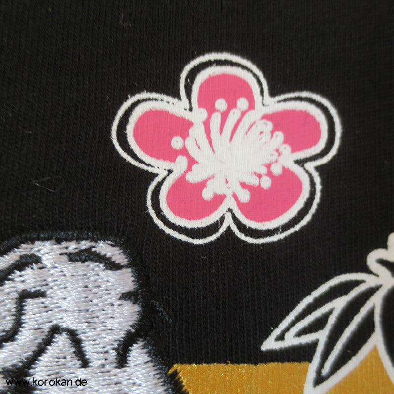 T Shirt mit Rückenmotiv Koi und vorderem Stickerei Koi