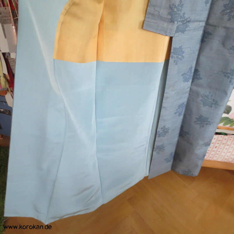 bleu Blüten Oshima Tsumugi Seiden Kimono