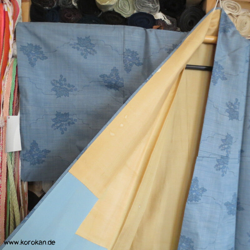 bleu Blüten Oshima Tsumugi Seiden Kimono