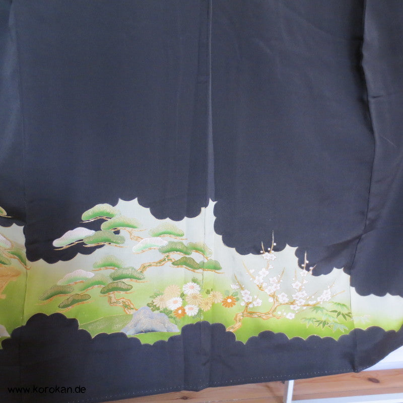 Haus und Garten mit Goldstickerei Tomesode Seiden Kimono