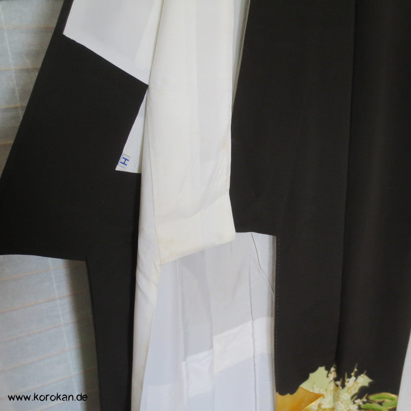 Haus und Garten mit Goldstickerei Tomesode Seiden Kimono