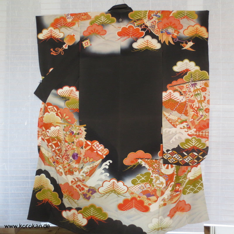 schwarzgrundiger Seiden Furisode Kimono - antik