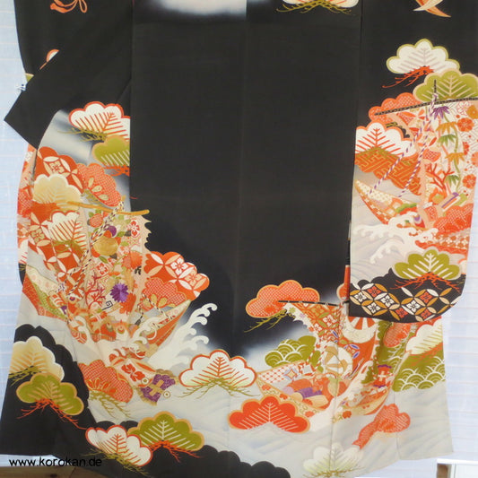 schwarzgrundiger Seiden Furisode Kimono - antik