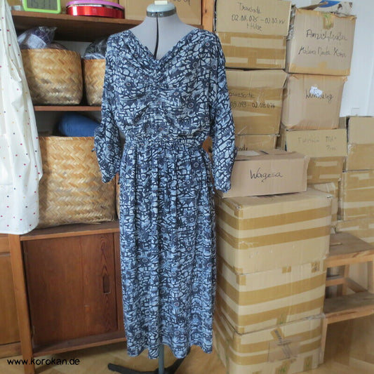 Zero Waste Kleid Bingata Batik Chirimen Crepe Seide