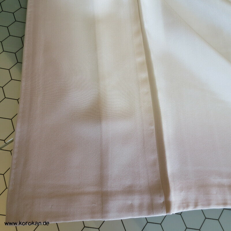 Tsukesage Kimono hellgrau, Gartenlandschaft mit Haus