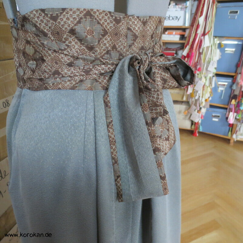 Upcycling Kimono Rock mit angesetztem Oshima Tsumugi Obi Bund, Gr. L