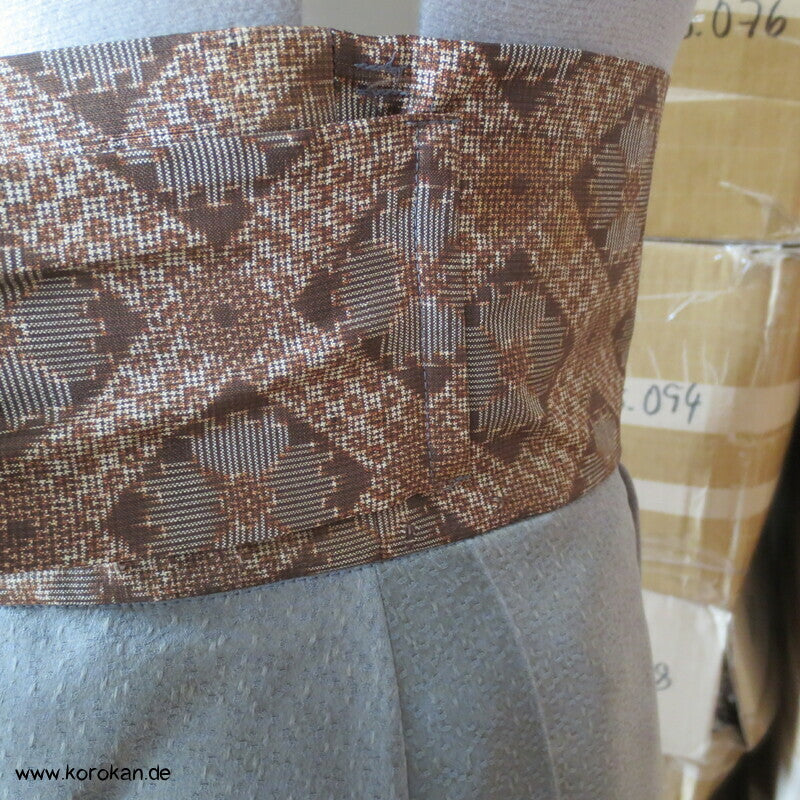 Upcycling Kimono Rock mit angesetztem Oshima Tsumugi Obi Bund, Gr. L