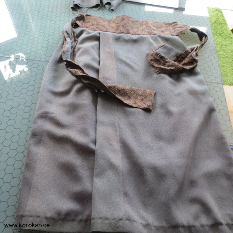 Upcycling Kimono Rock mit angesetztem Oshima Tsumugi Obi Bund, Gr. L