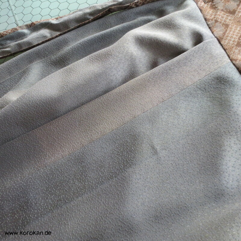 Upcycling Kimono Rock mit angesetztem Oshima Tsumugi Obi Bund, Gr. L