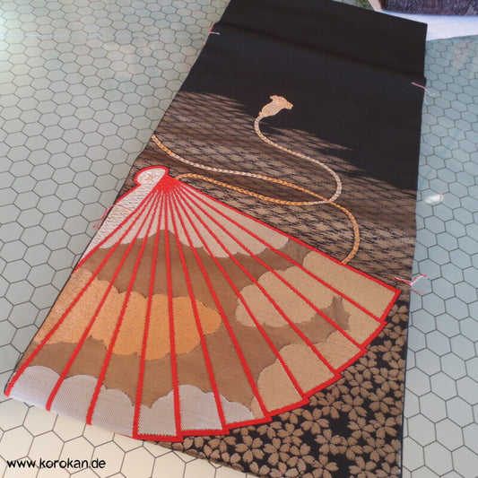 Jigami Fächer Brokat Fukuro Obi schwarzgrundig