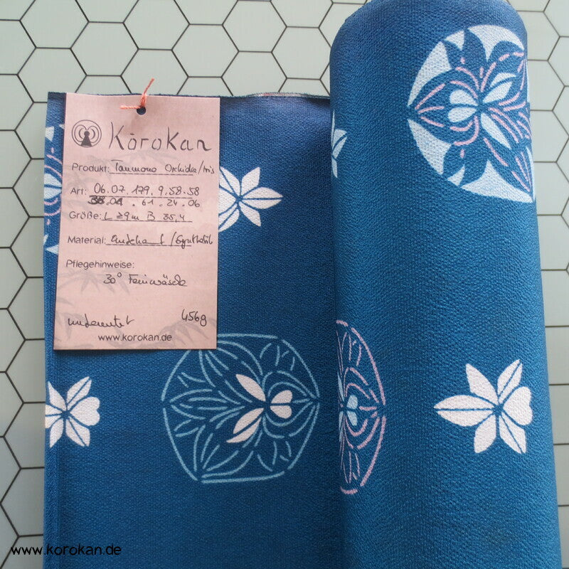 Iris Symbole auf blau Kimono Crepe