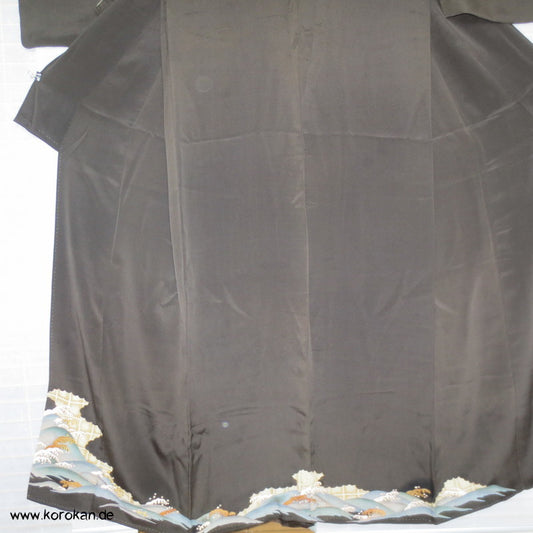 Tsunami Goldstickerei Tomesode Seiden Kimono