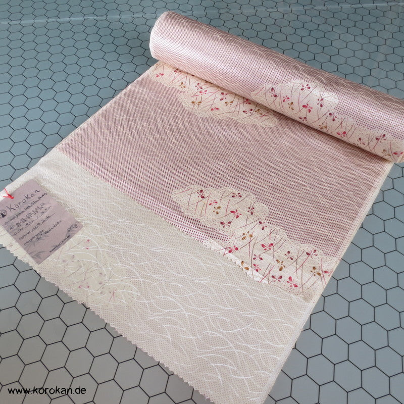 Wolken in denen Schmetterlinge schwirren Kimono Seide