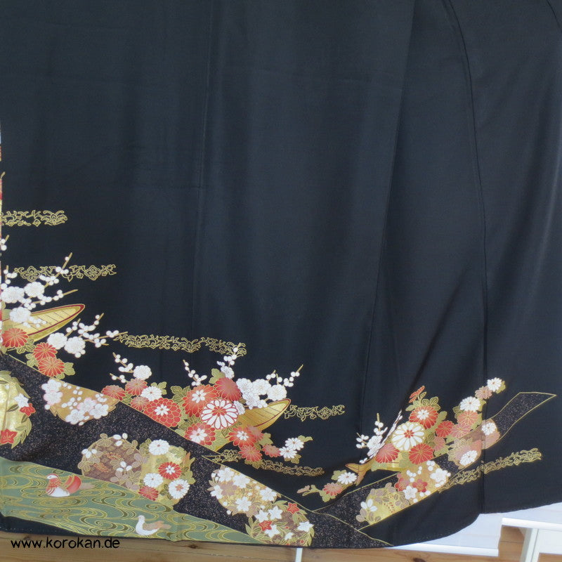 Mandarinenten und Chrysanthemen Tomesode Seiden Kimono