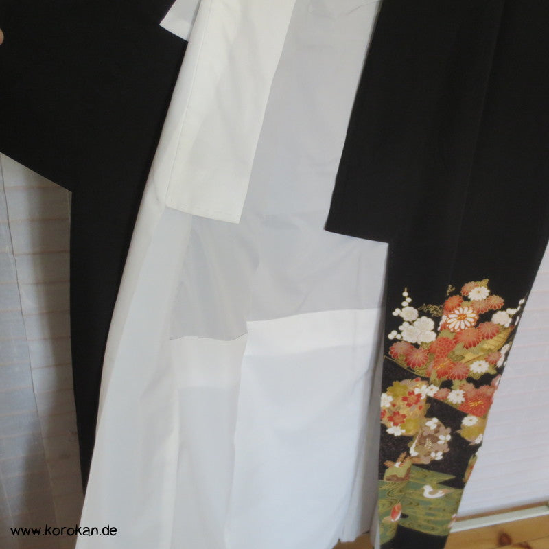 Mandarinenten und Chrysanthemen Tomesode Seiden Kimono