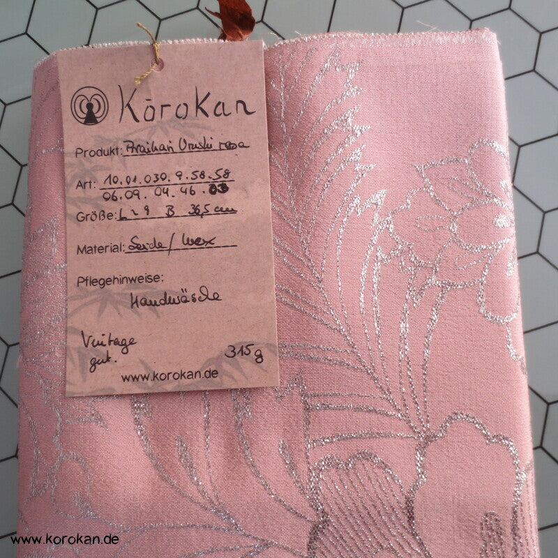 Lurex - Urushi Seidenbrokat Kimono Araihari, Silber Blumen auf rosa