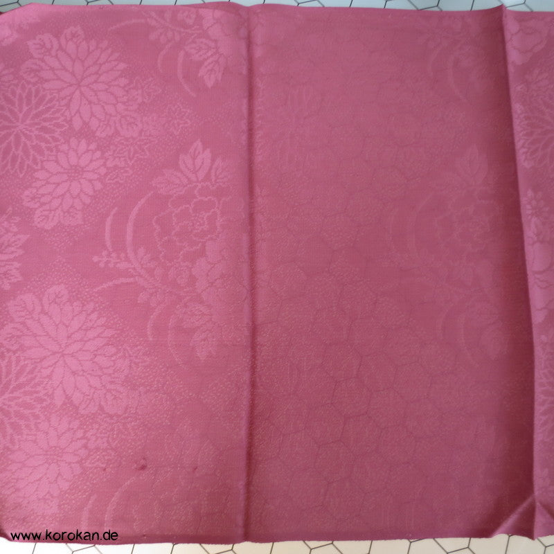 Kapuzen Hauskleid aus Homongi Kimono, Blüten auf azaleerosa