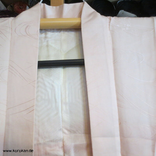 Sakura Blüten auf sakura rosa Seidendamast Haori Kimono Jacke