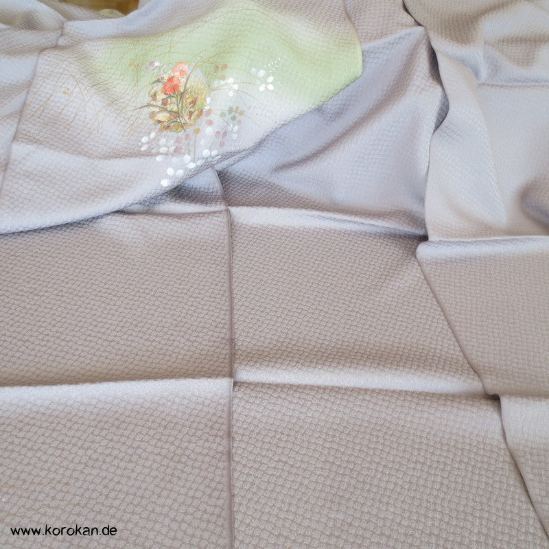 Bokashi, feine Blüten gold, bestickt, Furisode Karieba