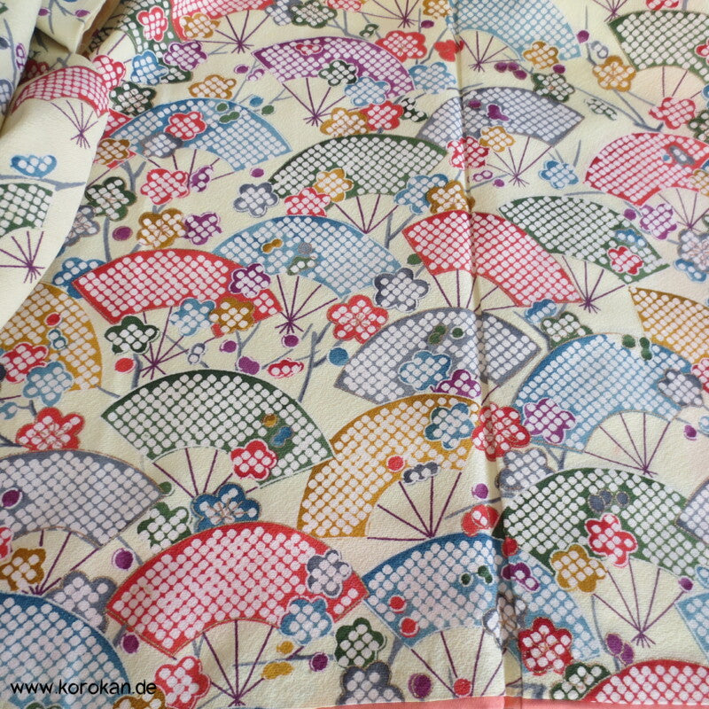 bunte Jigami Fächer Komon Kimono