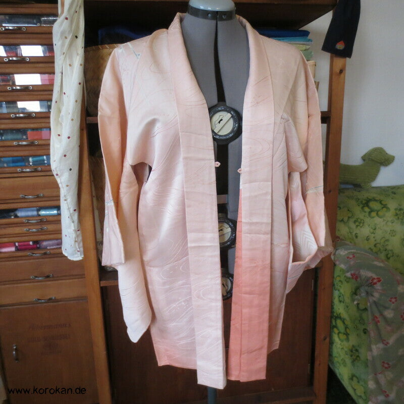 Sakura Blüten auf sakura rosa Seidendamast Haori Kimono Jacke