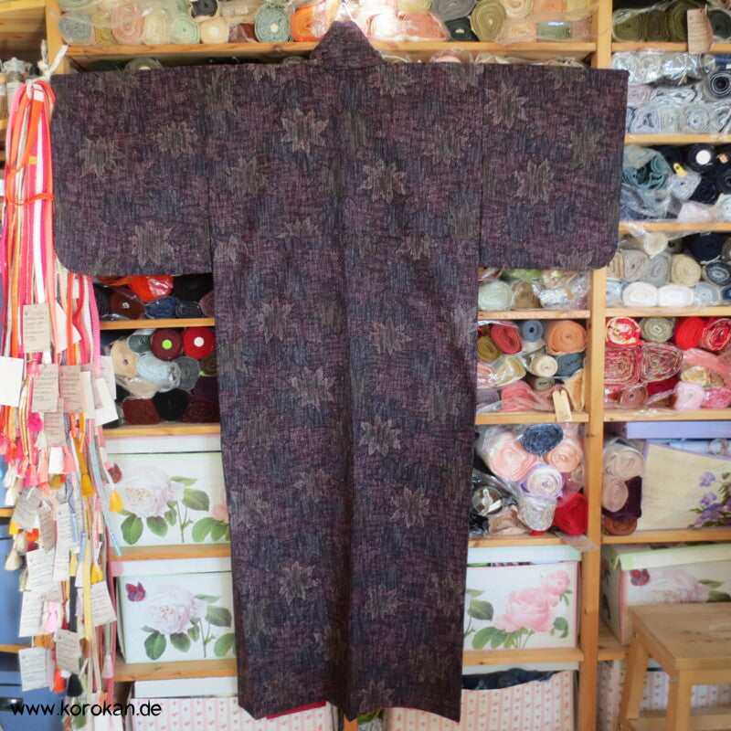dunkles Ahornblatt Hitoe Mawata Tsumugi Kimono