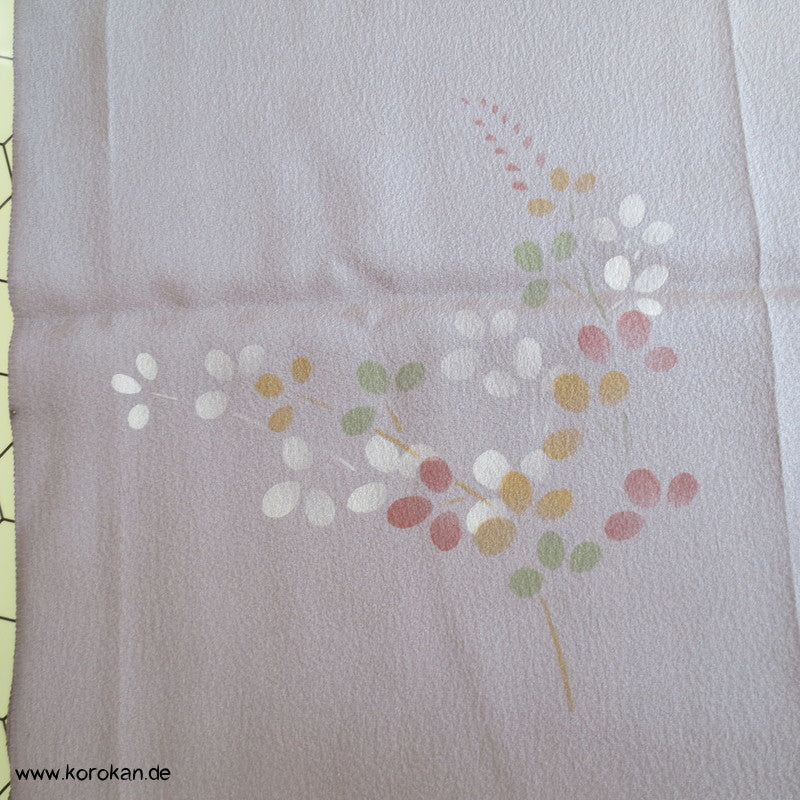 Bokashi, feine Blüten gold, bestickt, Furisode Karieba