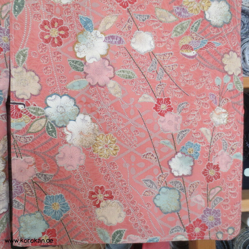 Tsujigahana Blumen und Mandarinenten Seidencrepe Komon Kimono